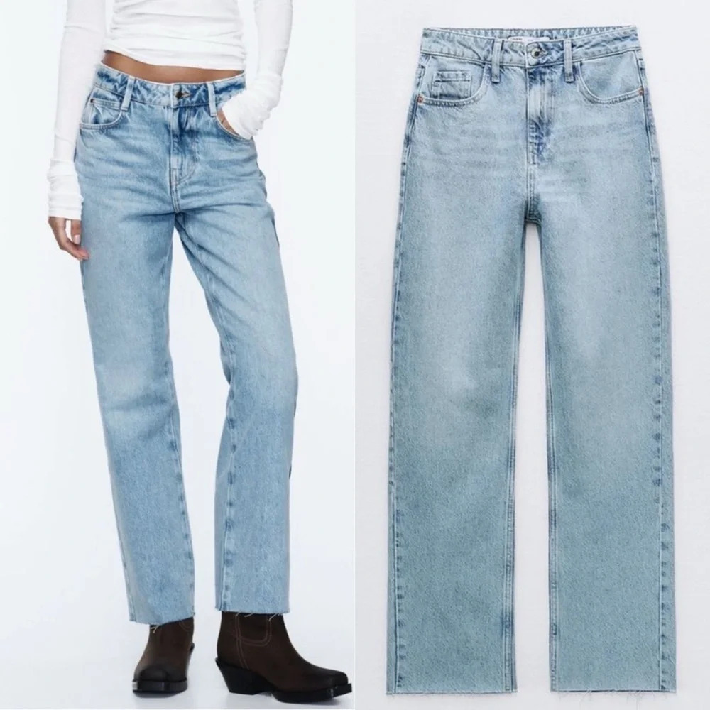 ZARA Mom Jean High Waisted Straight Leg Relxed Light Acid Wash Raw Hem Jeans
